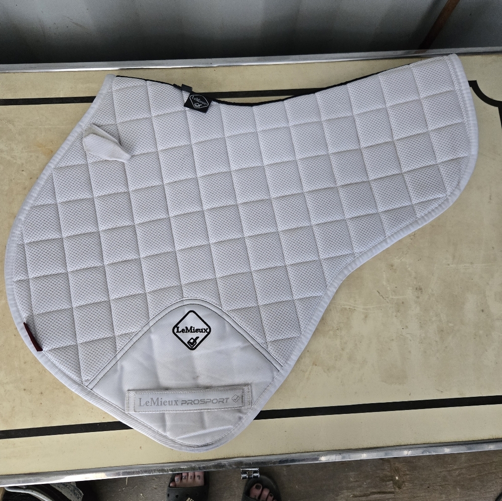 LeMieux White Riding Pad